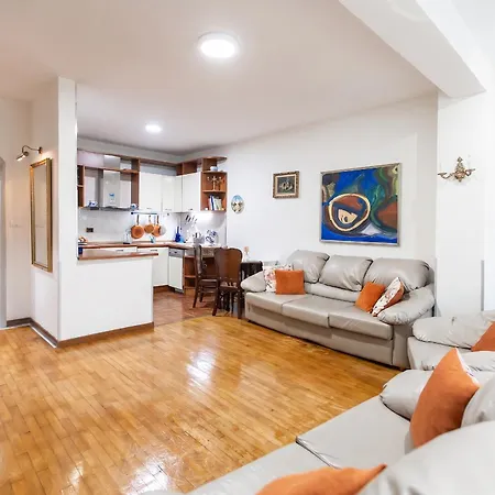 Apartament We Blloku 2br